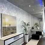公寓 Luxury Front Durrës