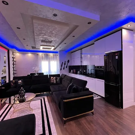 Luxury Front Appartamento Durrës